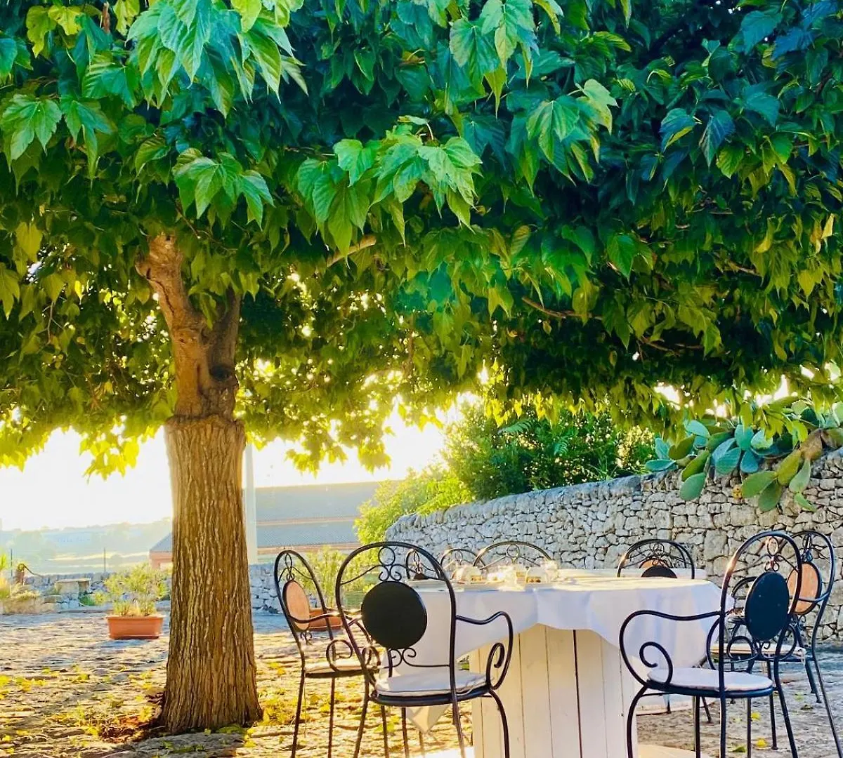 Country house Mastro Vanni - Urban Masseria Ragusa Italy