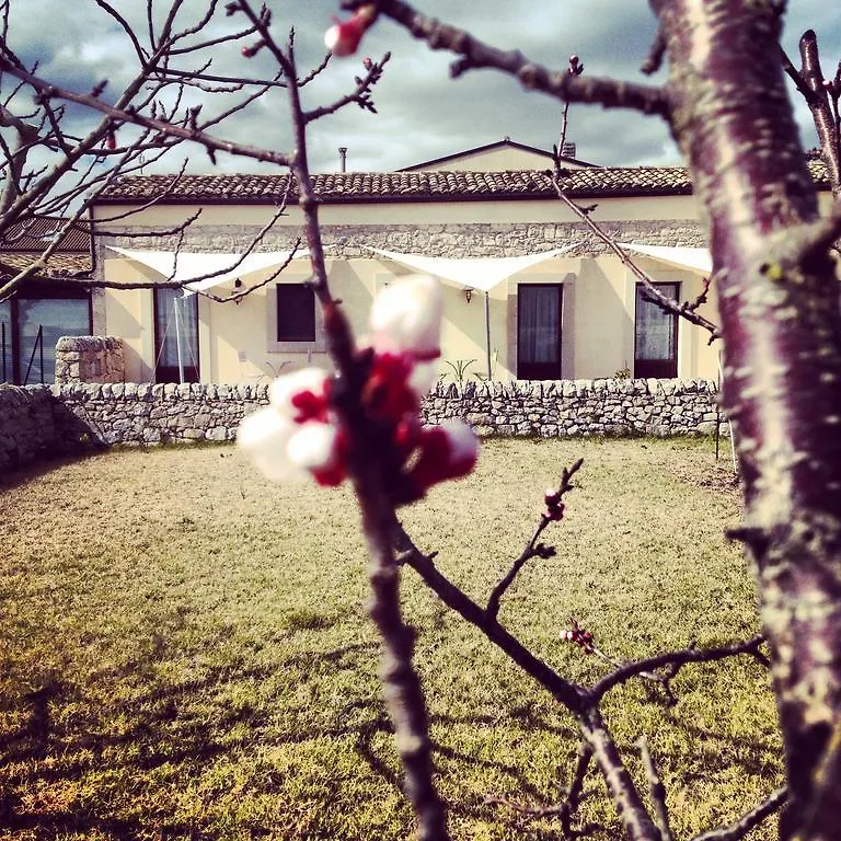 Mastro Vanni - Urban Masseria Ragusa 0*,