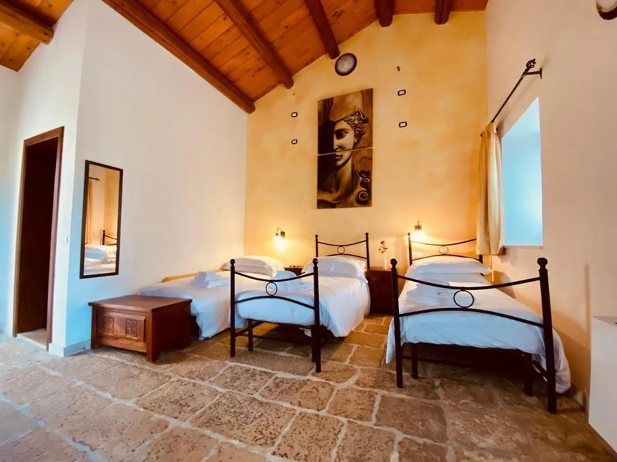 Mastro Vanni - Urban Masseria Ragusa Landhaus