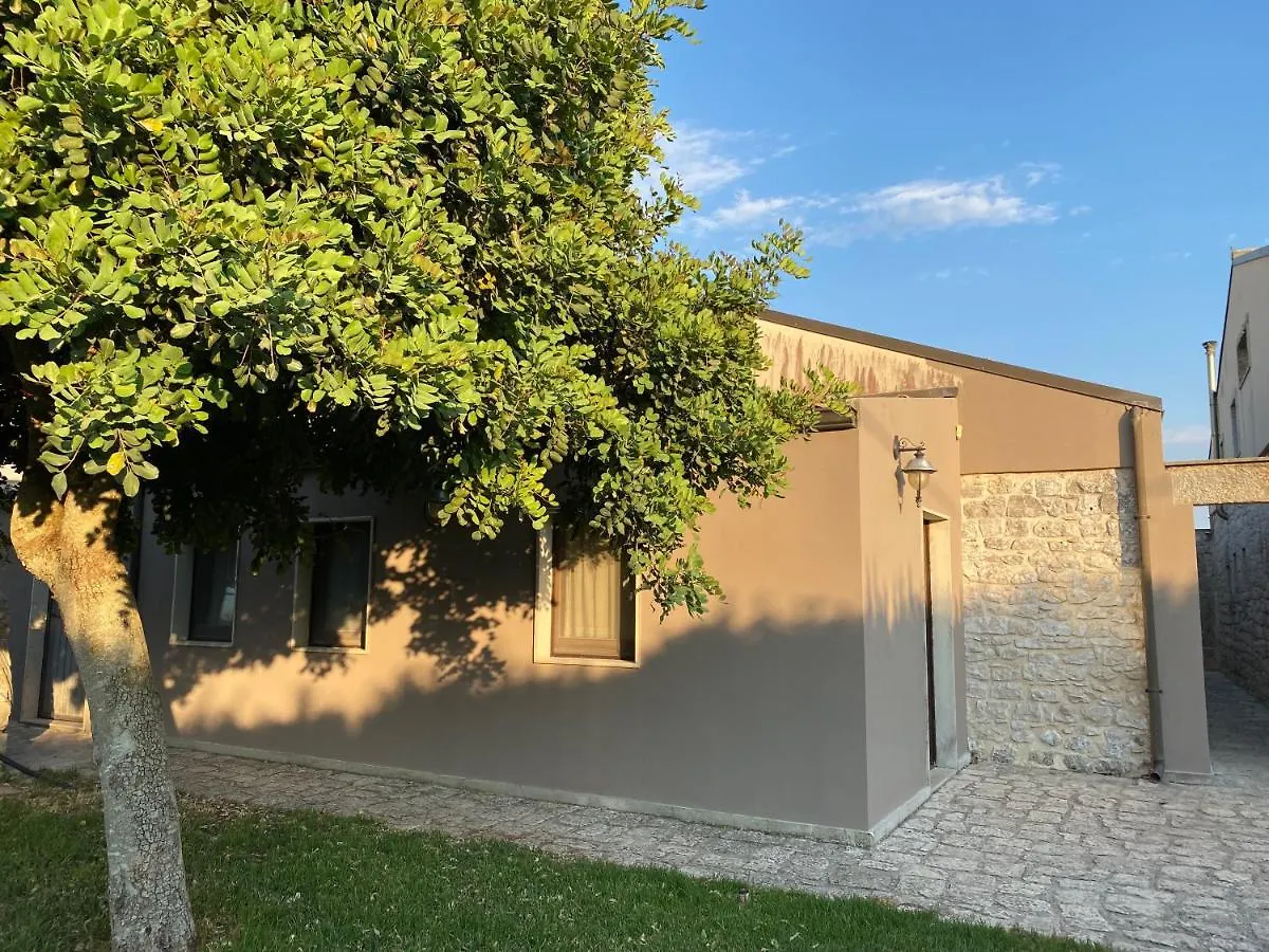 Landhaus Mastro Vanni - Urban Masseria Ragusa
