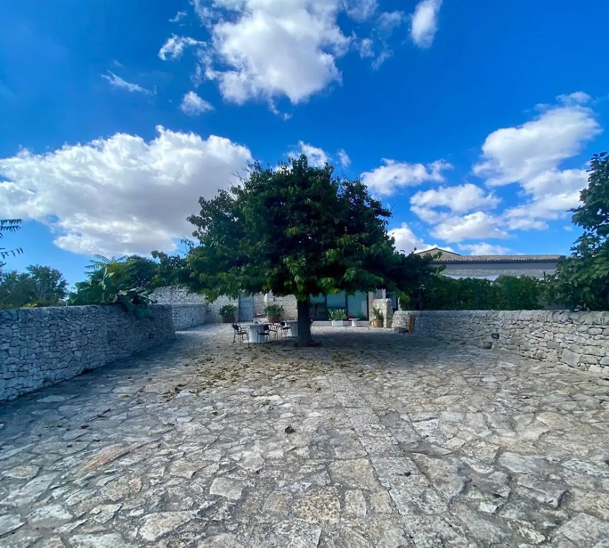 Mastro Vanni - Urban Masseria Ragusa 0*,  Italien